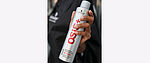 Das Osis+ Keep It Light Haarspray wurde von einem Backstage-Geheimnis unter Haarstylisten inspiriert - jetzt neu und friseurexklusiv
